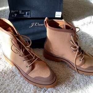 NWT J CREW BOOTS sz 7 US CANVAS LACE UP LUG SOLE LIGHT CARAMEL NEW VERSATILE